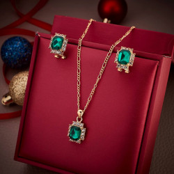 Elegant luxury jewelry set...