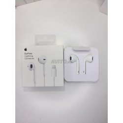 earpods lightning connector