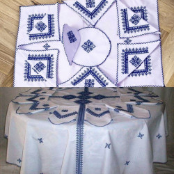 Cotton tablecloth with 12...